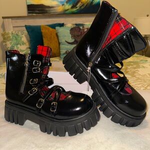SHEIN Combat Boots